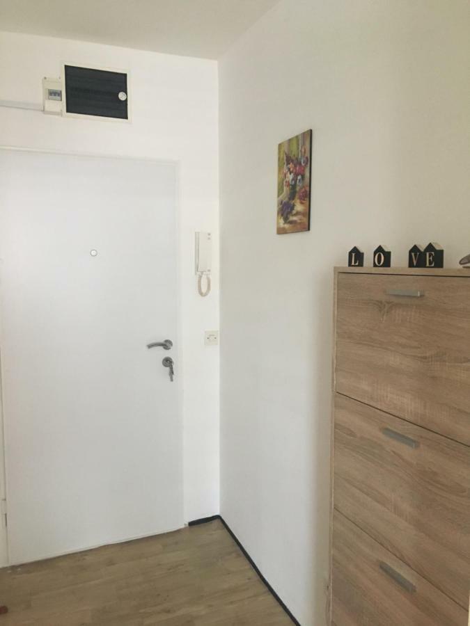 Old Town Cute Apartment Сараево Екстериор снимка