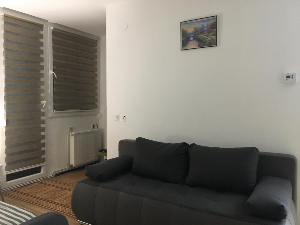 Old Town Cute Apartment Сараево Екстериор снимка